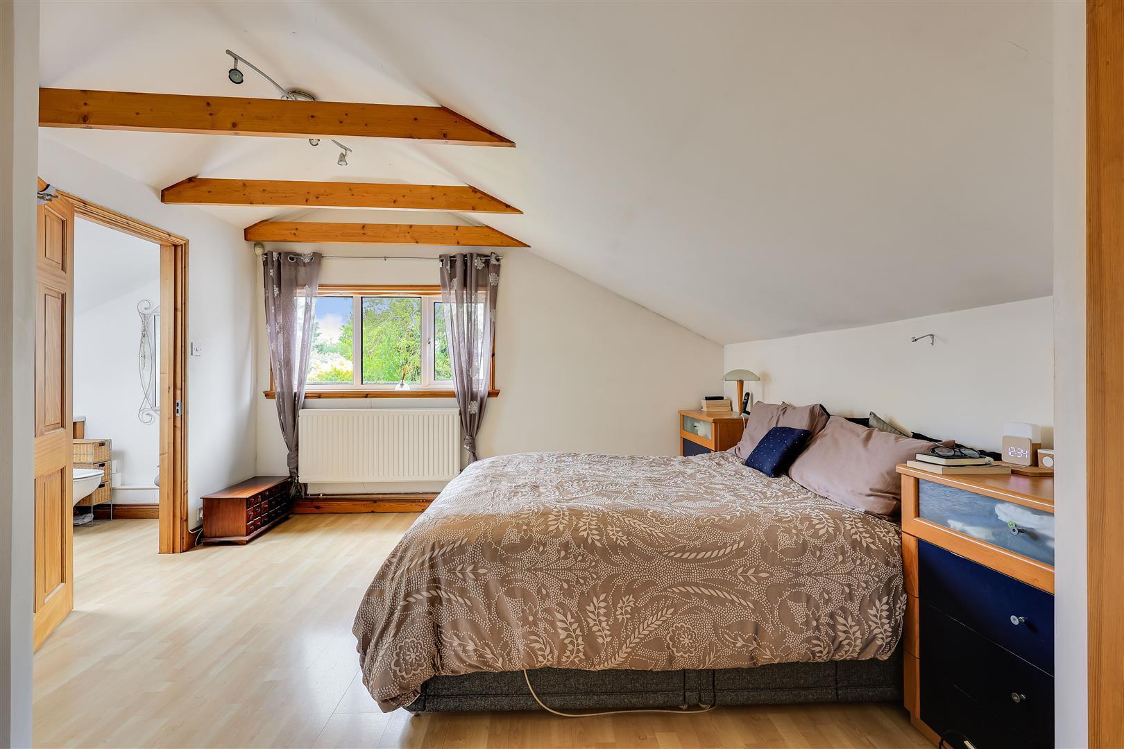 Property Image b9d2f8a4-fc0d-4a4d-9a94-7c13e4e126ca