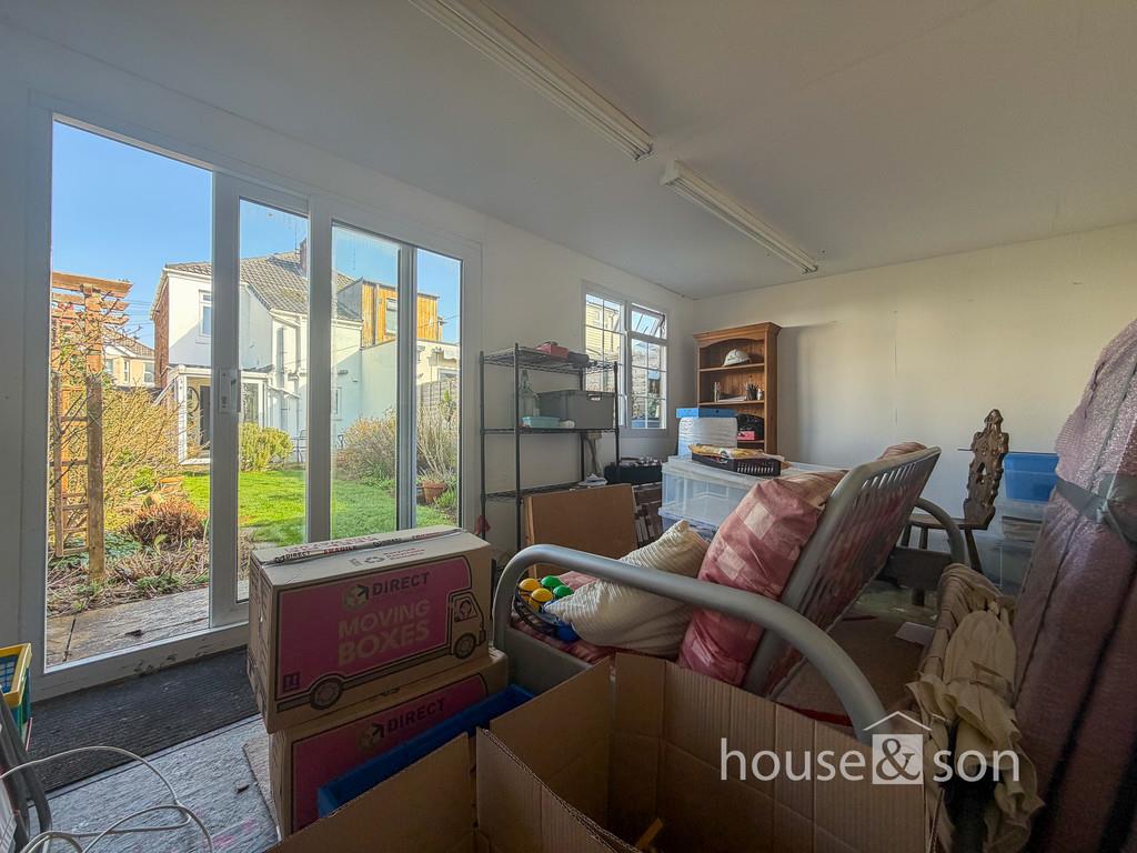 Property Image b9d81568-96e9-4adc-b9bc-ffb34ae87828
