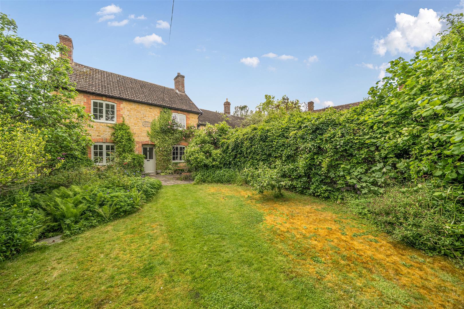 Property Image b9dfe0c7-b575-4d09-9d1a-cc76d09ee99a