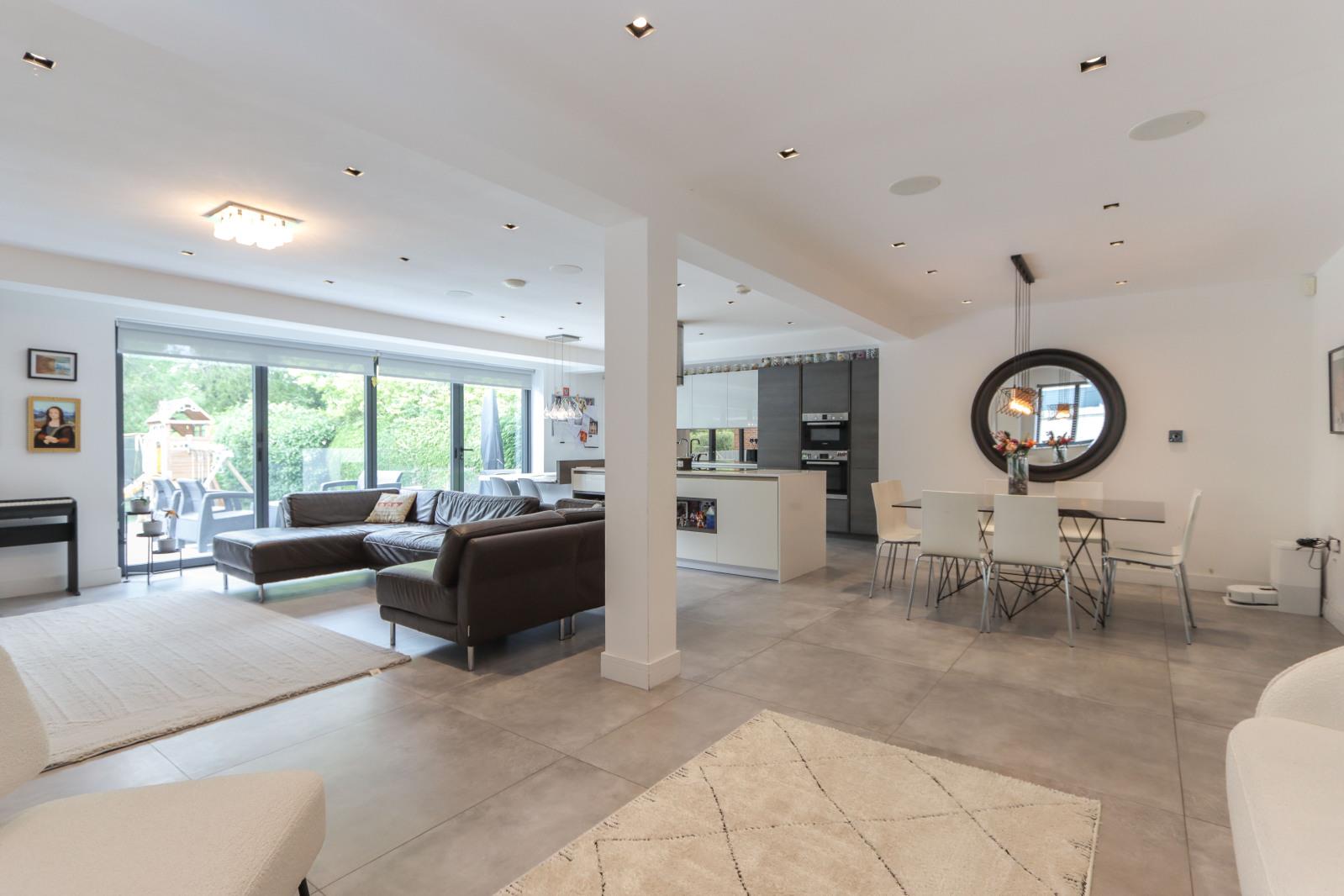 Property Image b9e76361-5812-48ee-89de-cffb261f3f5c