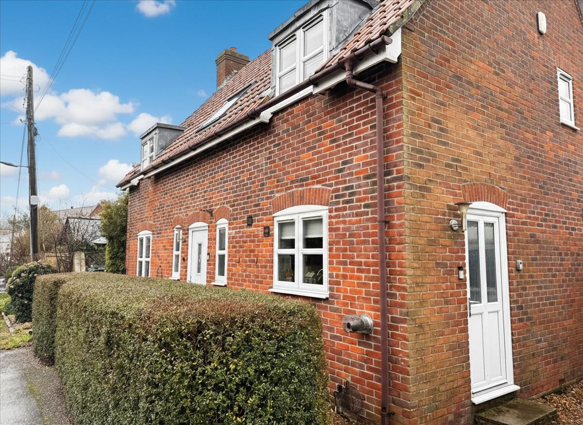 Property Image b9e821e6-b18e-4083-8f66-8014e88a3ddc