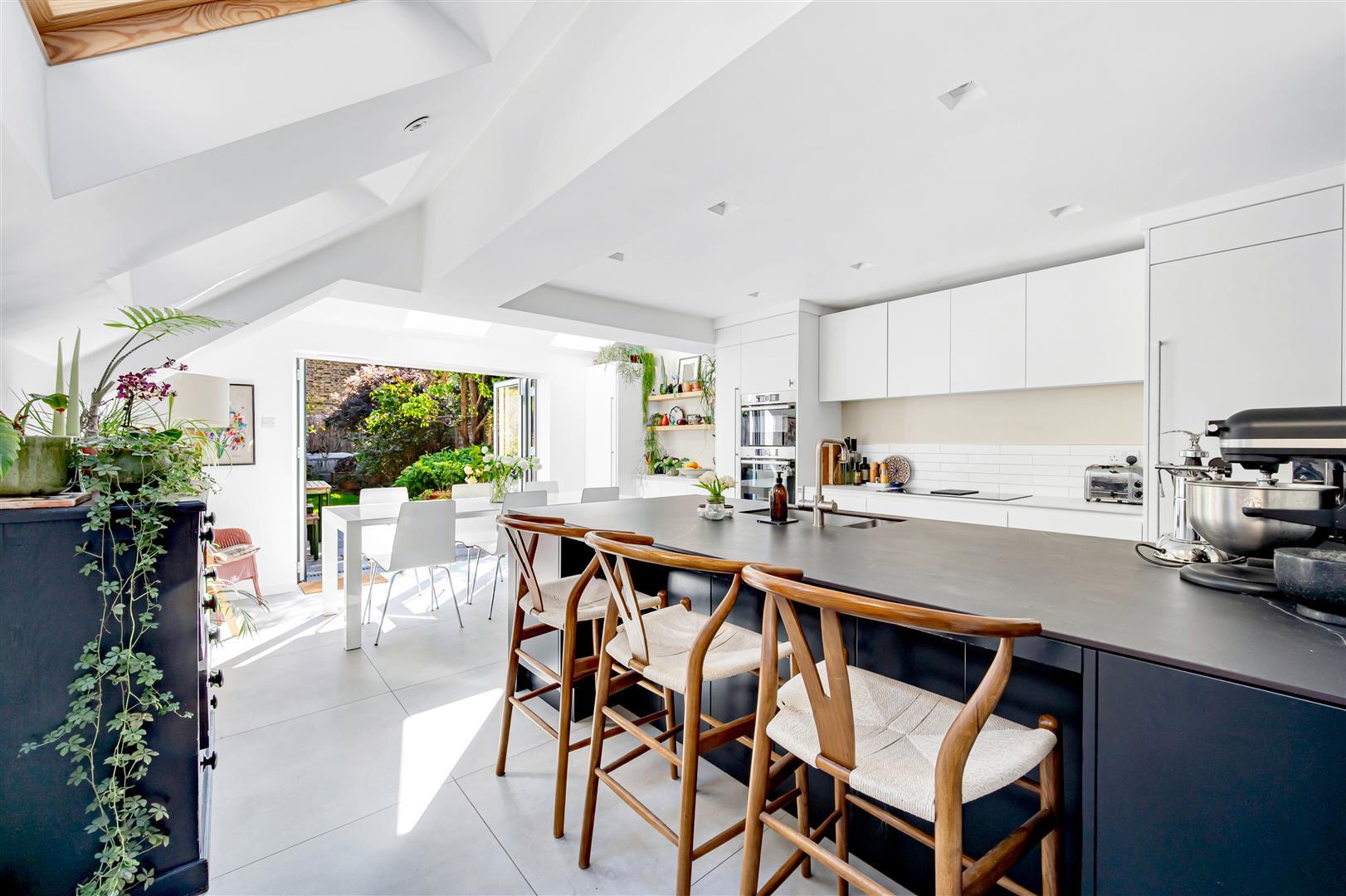 Property Image b9e94fa2-01e8-49d2-b02c-fef4efc8d0cc