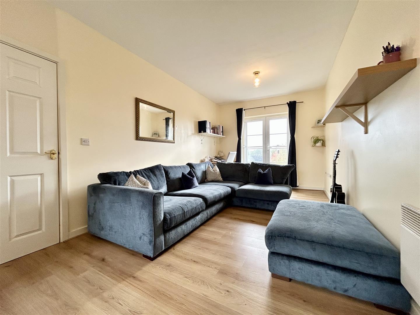 Property Image b9f3d683-a477-448c-985f-e715d593f8e5