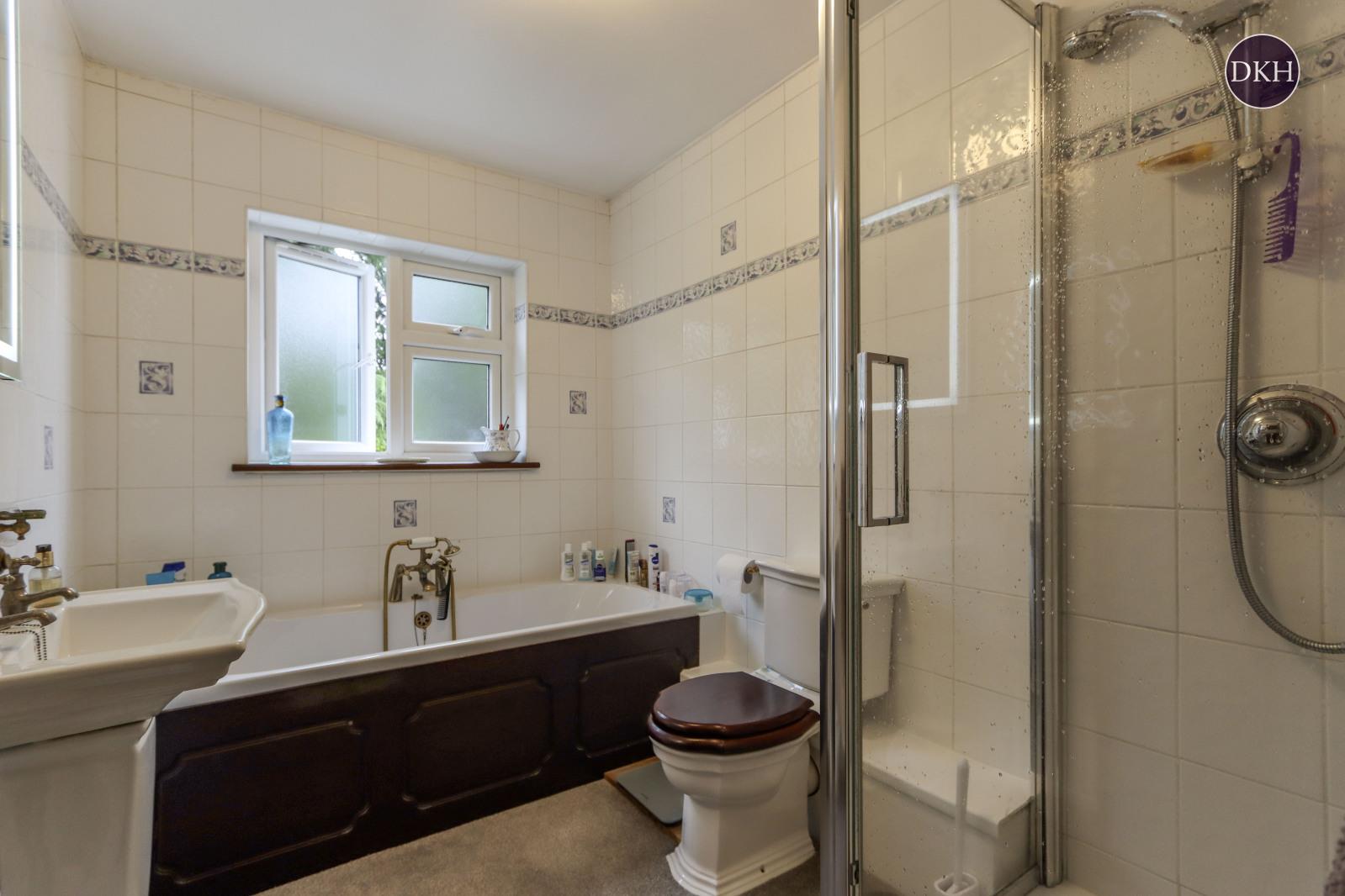 Property Image ba037989-4717-41fc-ad30-b85dbb7c05ff
