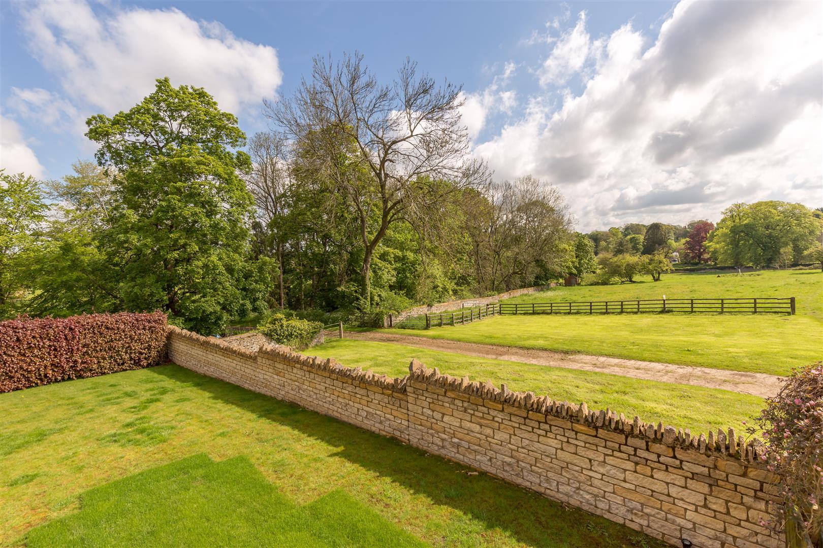 Property Image ba05b8b1-9afa-4301-83aa-cb90c09af6e0