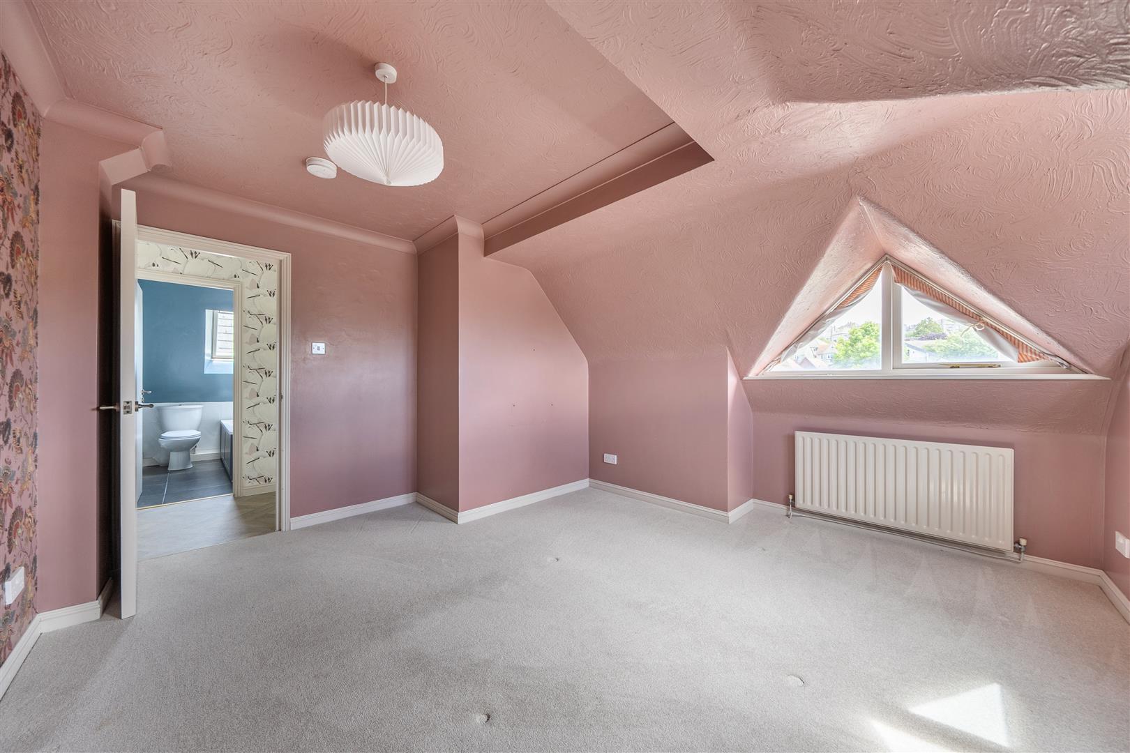 Property Image ba076949-76b2-4519-9207-f9e94b92cfc7