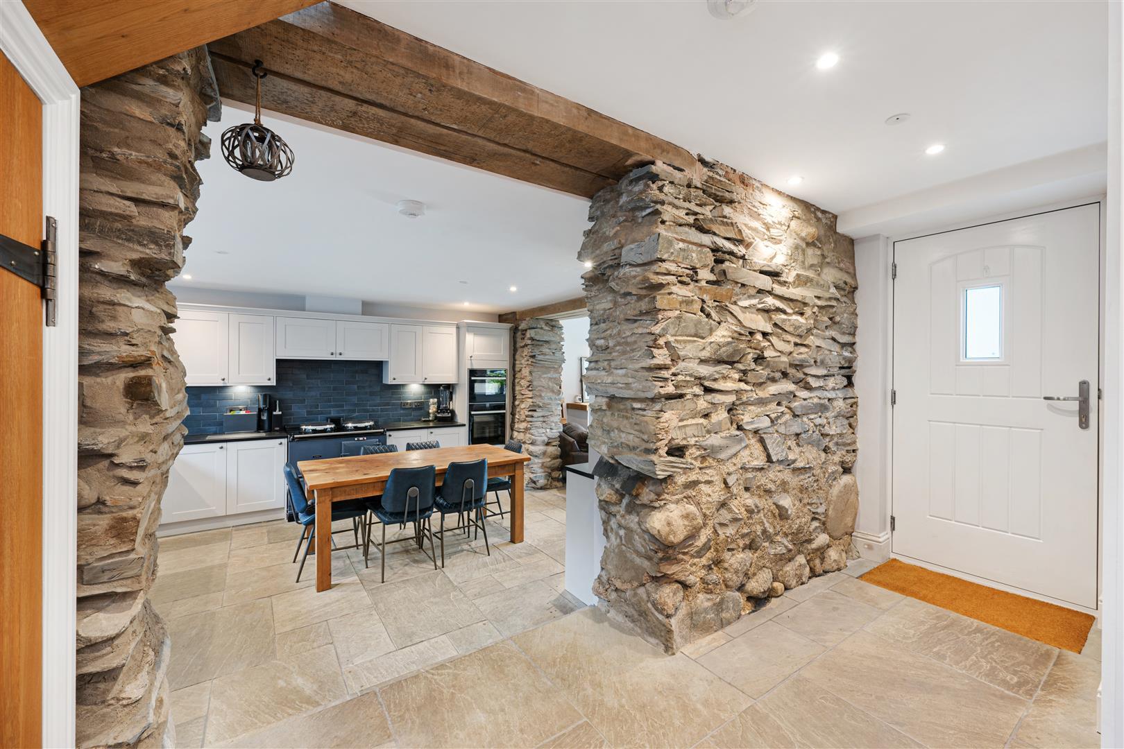 Property Image ba10fdff-1de5-4cbd-9871-3ce52f1290bf