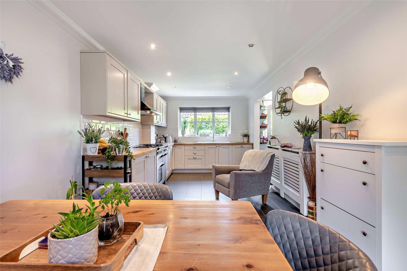 Property Image ba2c9e3b-0457-491f-9c86-853134251ec6