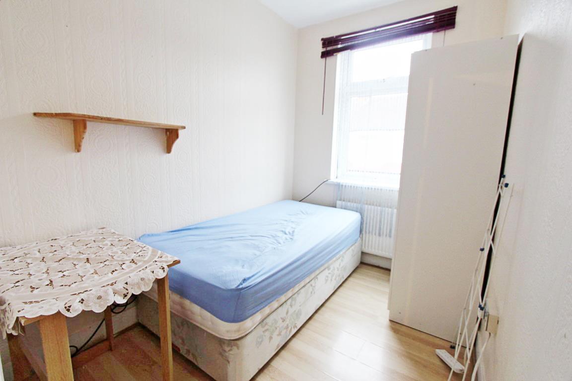 Property Image ba3e4dcd-000f-4b15-8d9d-5b118c055aa1