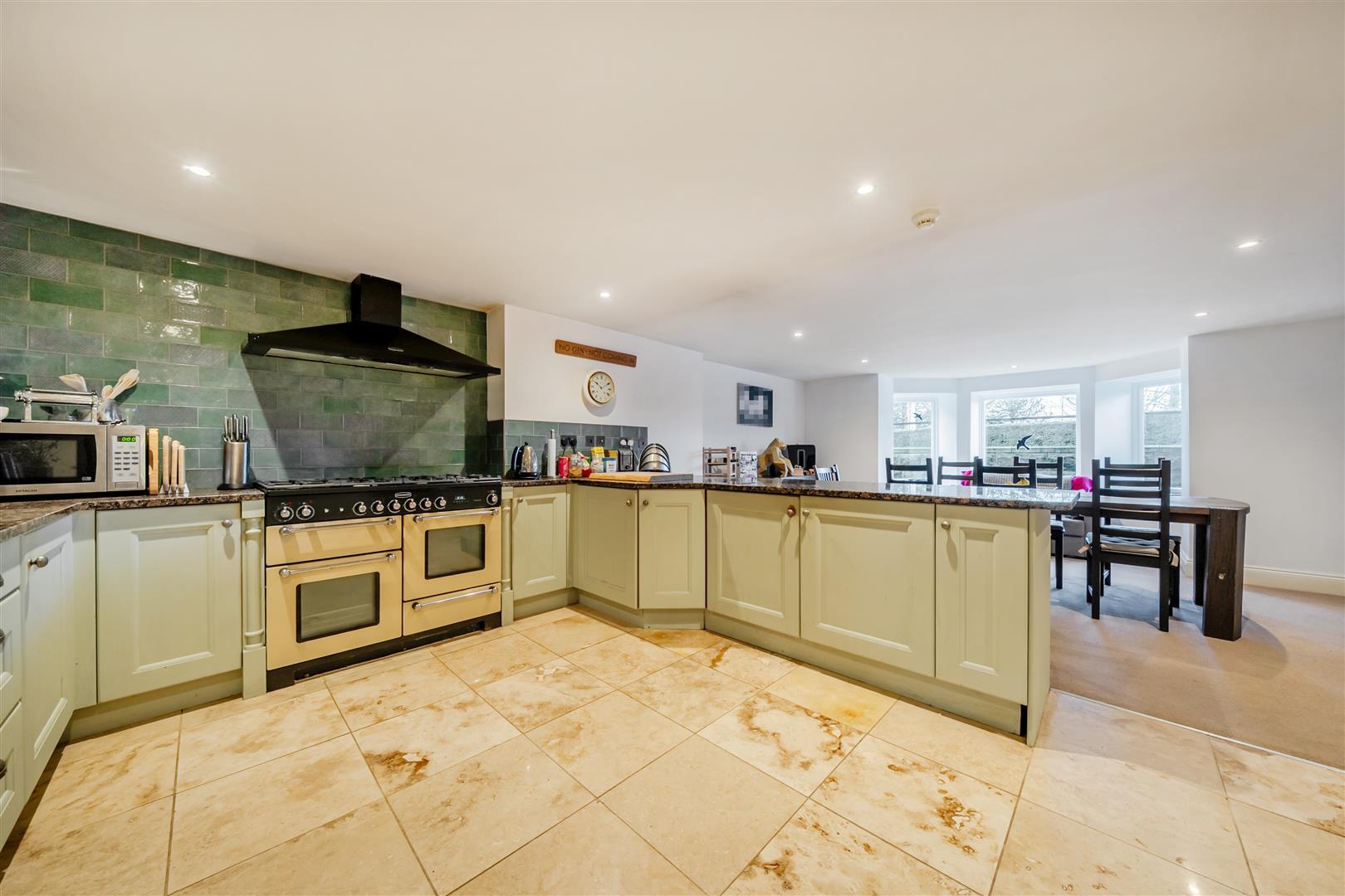 Property Image ba4d1973-a8b9-4d33-924f-4efc1f739bca