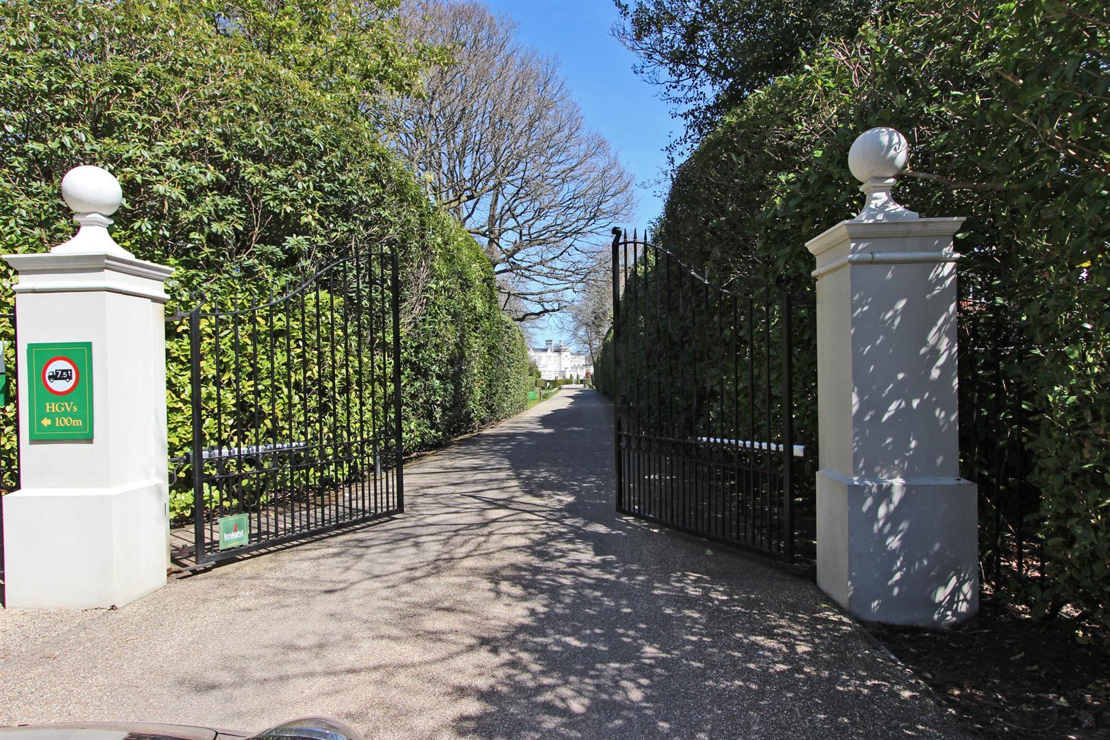 Property Image ba4d5a7f-cb22-4502-9ea7-f22475058200