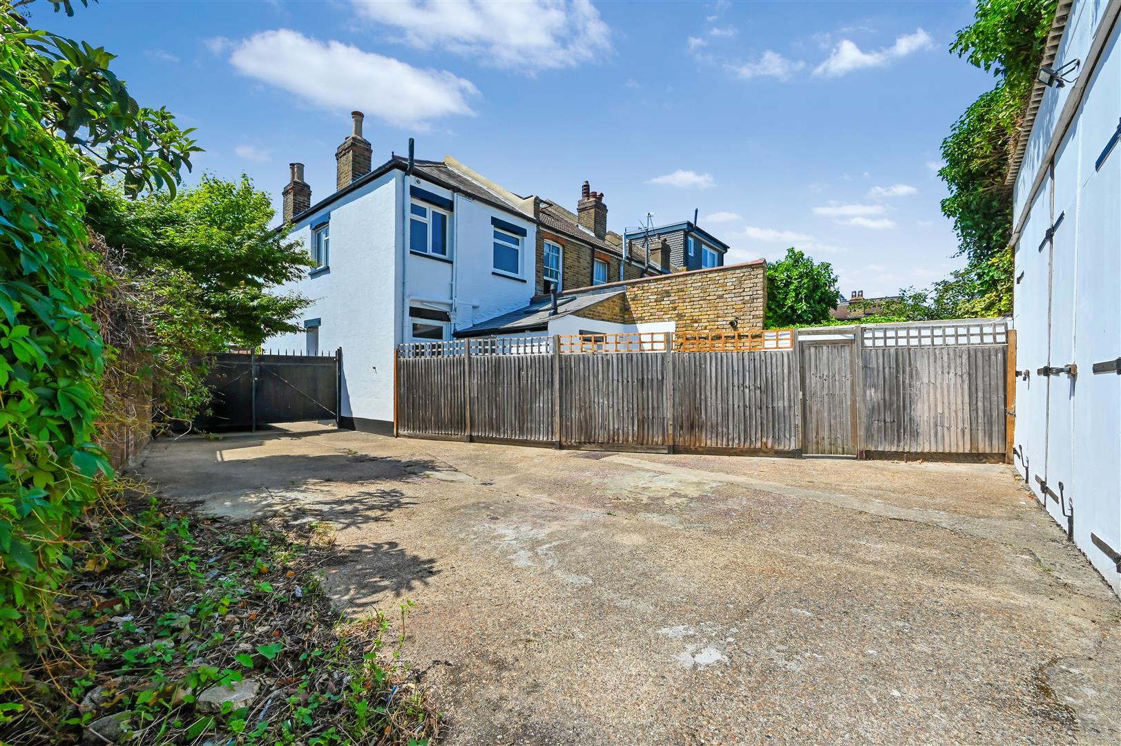 Property Image ba52dae6-c239-4825-b57e-d9a26d7984de
