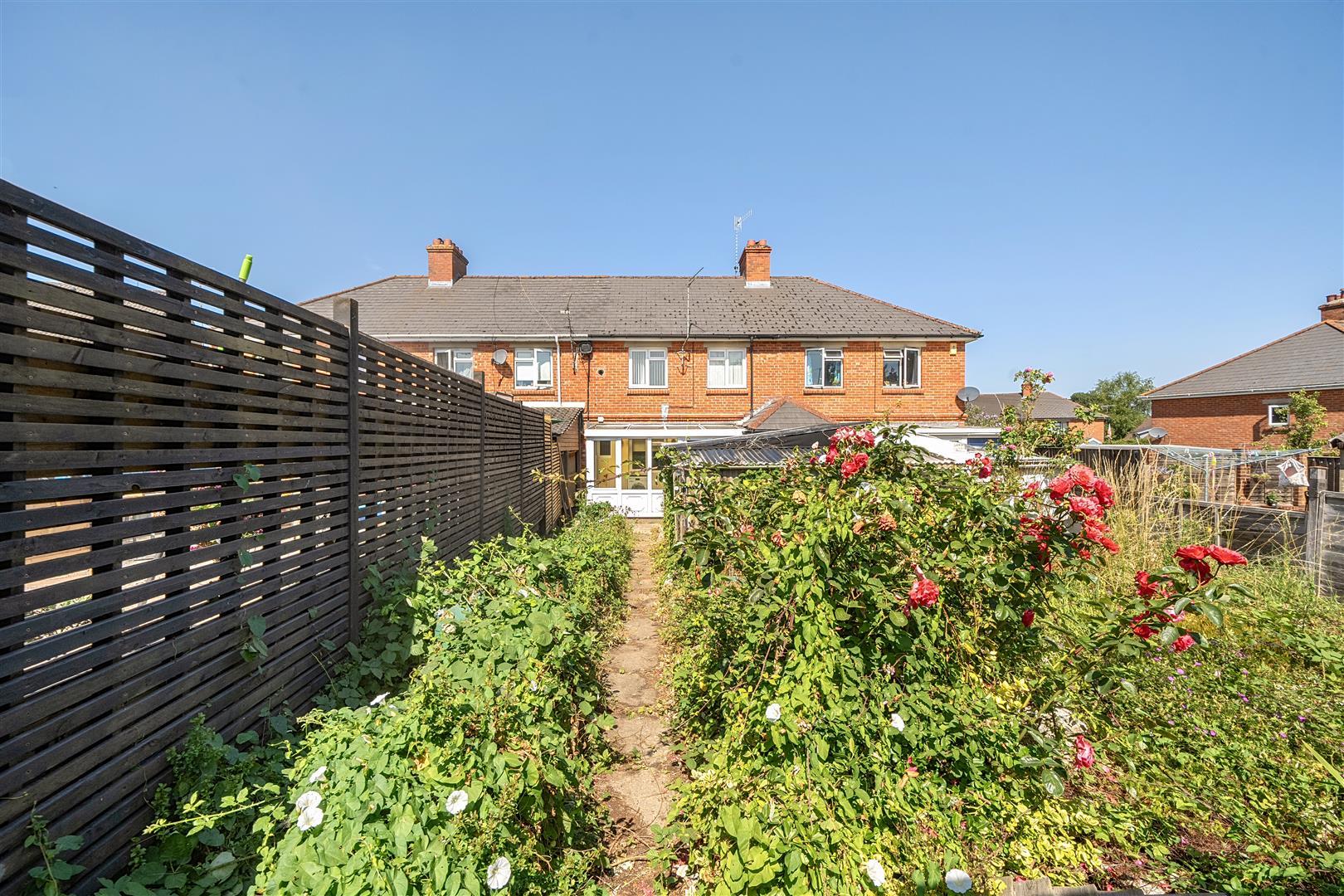 Property Image ba5b001a-6c51-4975-9139-4879bbf44e7e