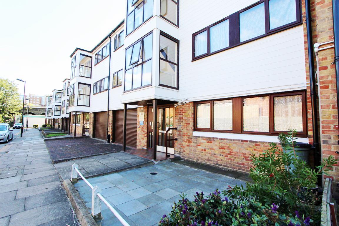 Property Image ba6032ee-9d05-4f02-b378-94bc61c61e26
