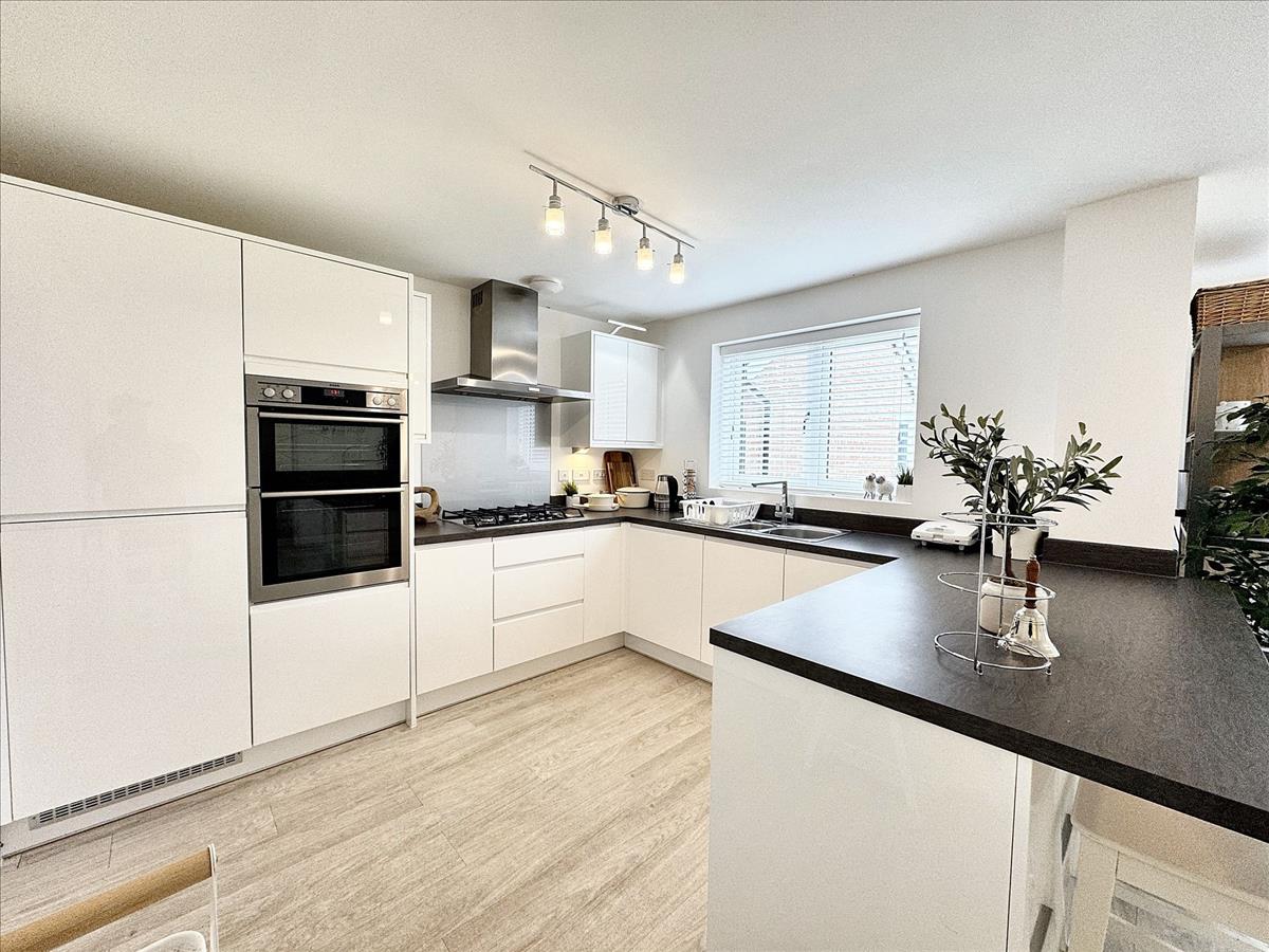 Property Imageba7cedd2-ad74-435b-8344-ea88d393dec2