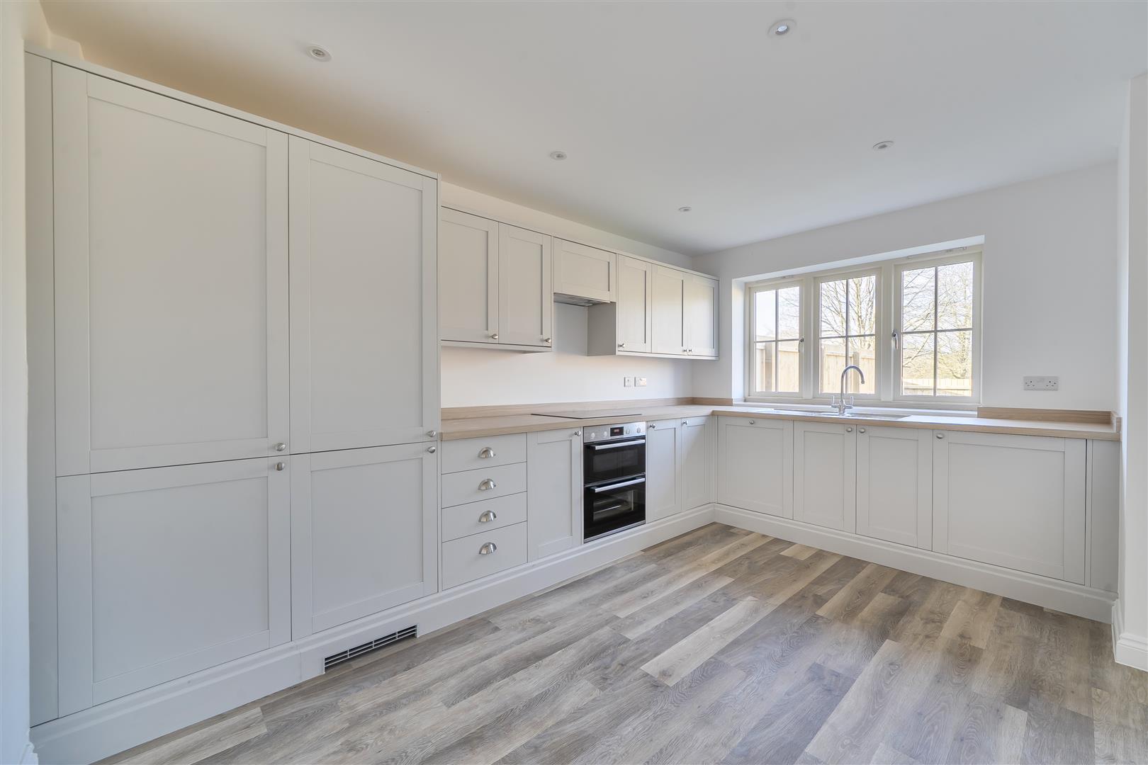 Property Image babb94cb-468d-414c-b925-8efd03fd5d57