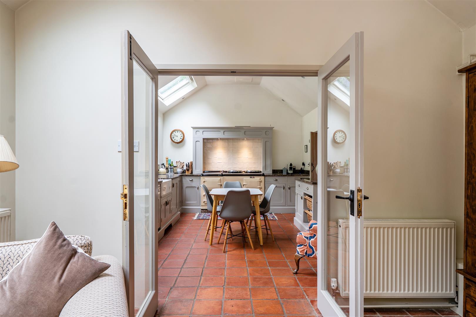 Property Image babd4bef-6b15-498d-b24d-59639ba3ac8d