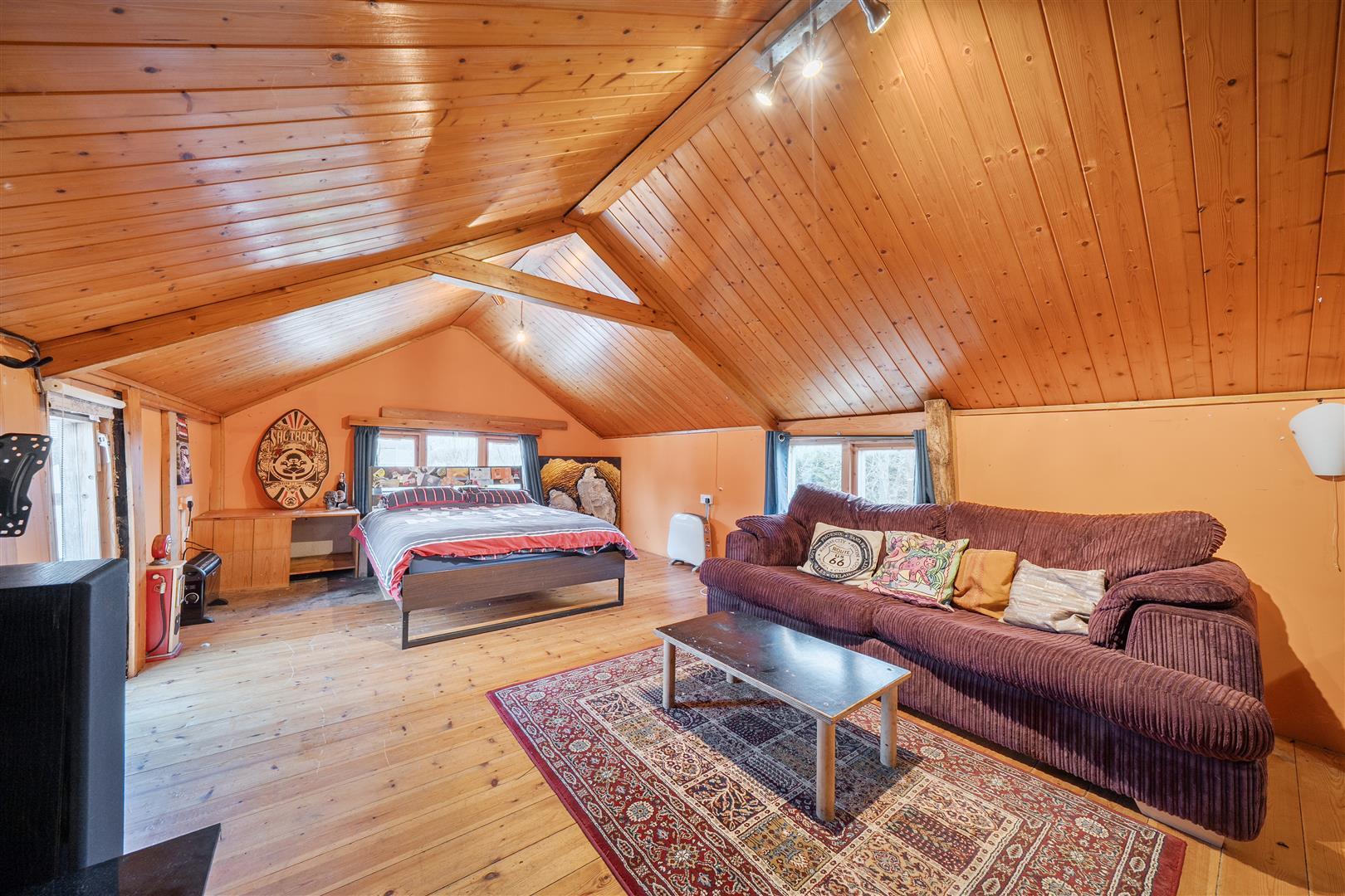 Property Image badc35dc-eaf4-4f92-b993-692f4fc6a00e