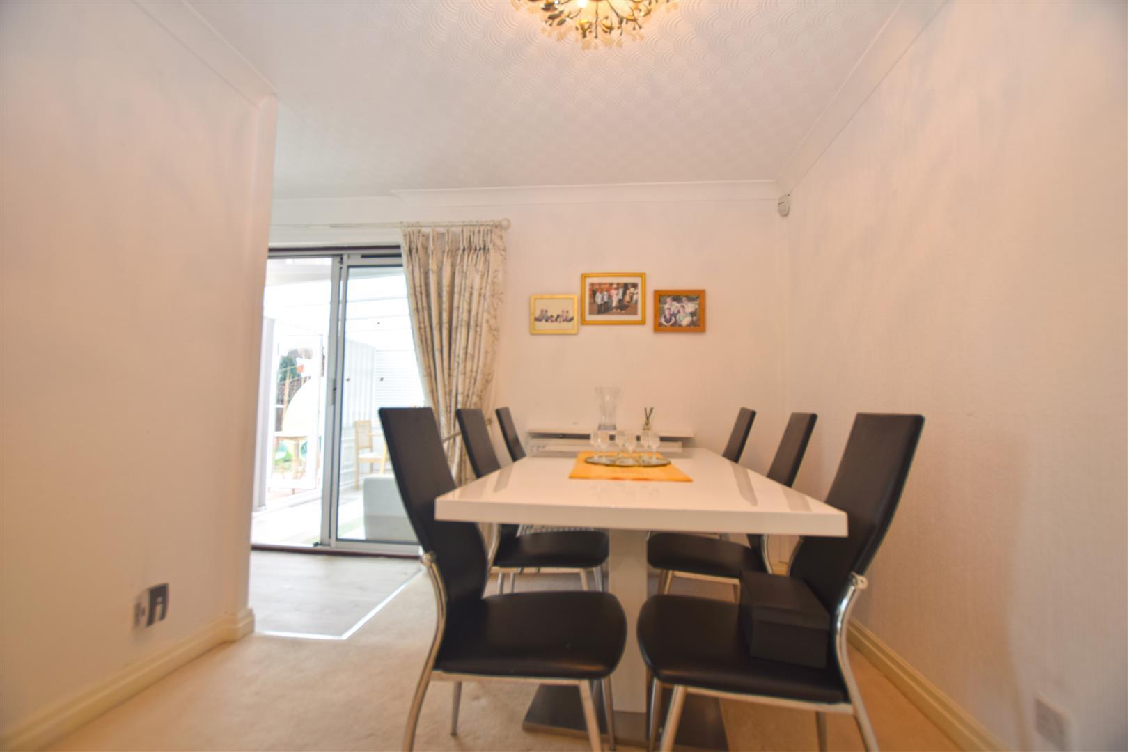 Property Image bafb68fd-9d16-4b4e-acc7-c7a2ef681f39