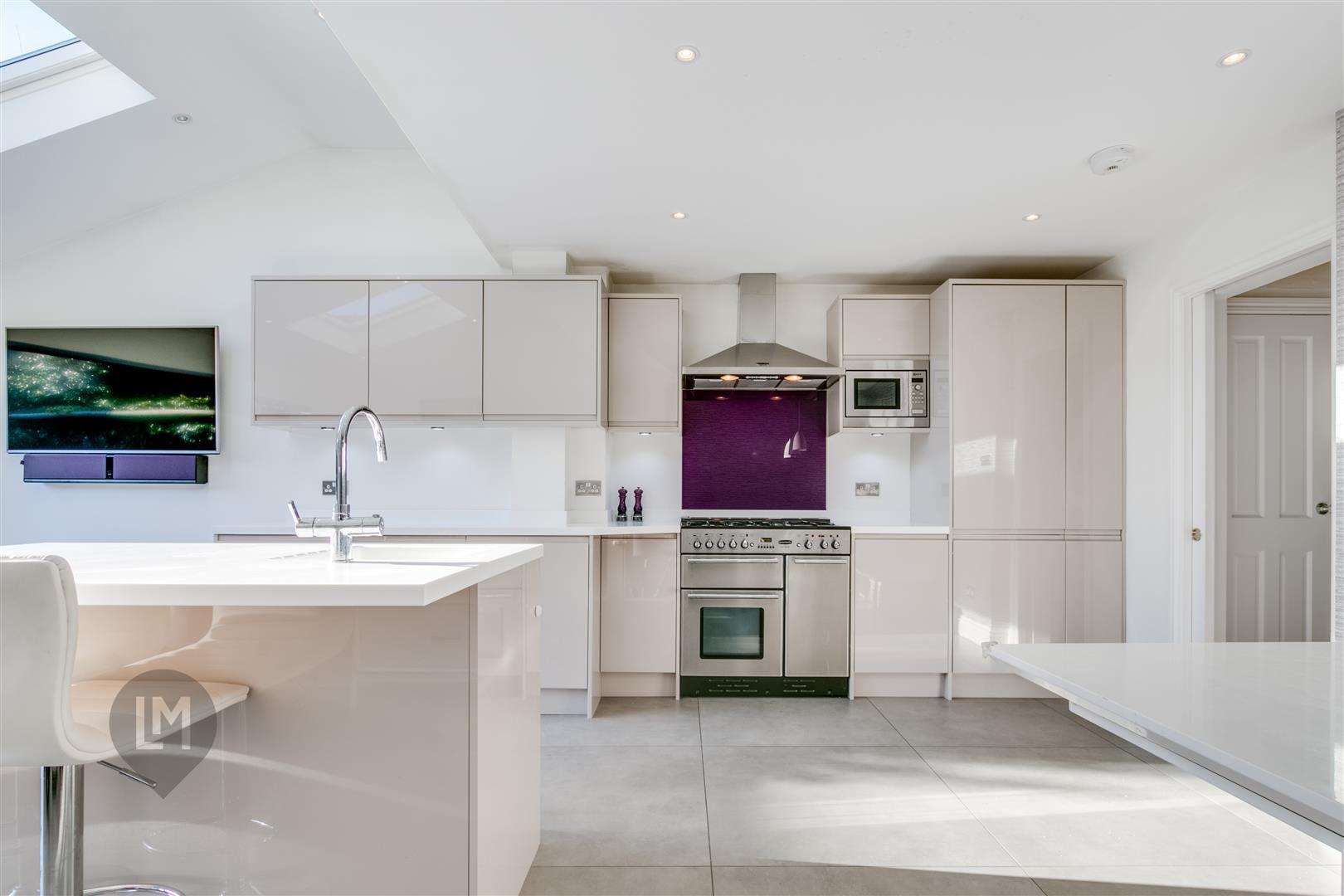 Property Image bb23653a-3526-49bd-aad0-80d68e0c751d