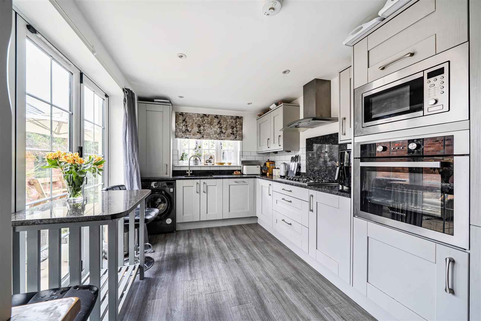 Property Image bb3e7d18-6e74-4786-9553-d9e11d2d605e