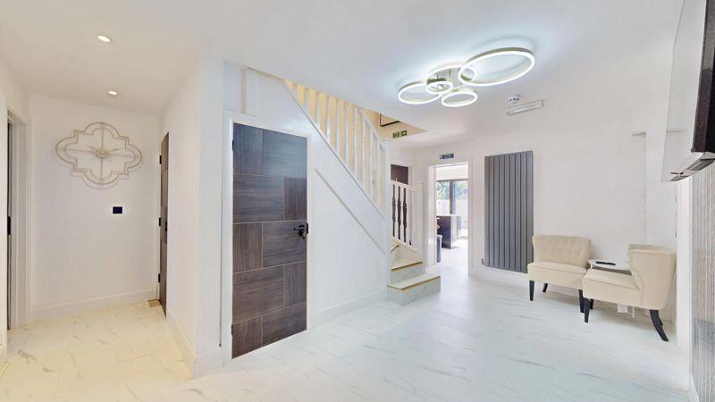 Property Image bb5494dd-8d9a-4cb4-a0f0-3ceea0eaf0cf