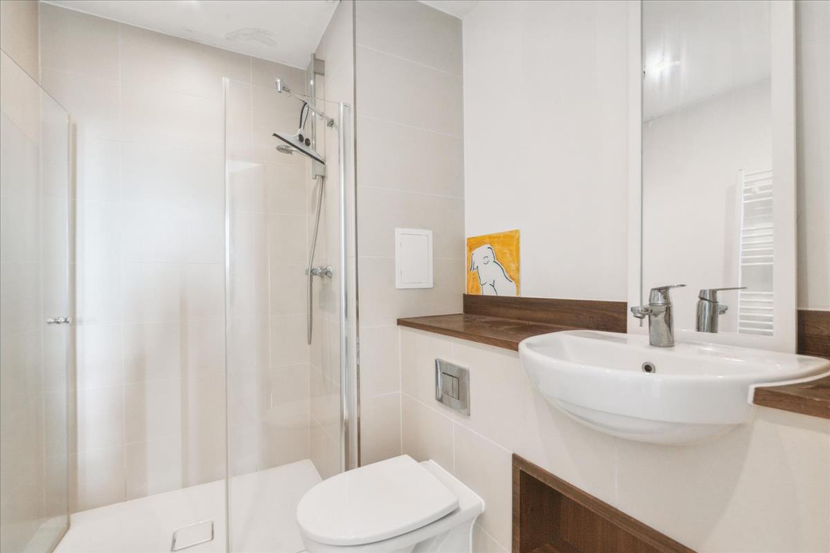 Property Image bb54d8c8-5c62-46a4-9424-5c9628b7865e
