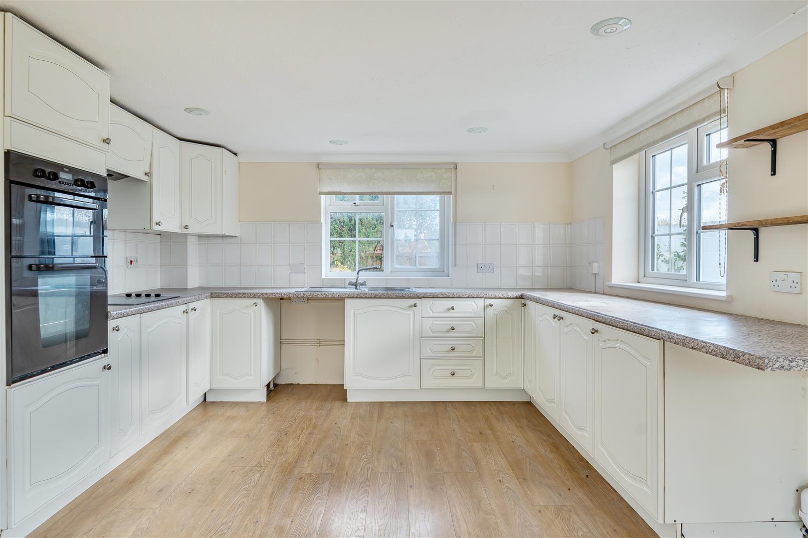 Property Image bb5a6ae8-1b47-49f7-a15e-bd84fd7f13dd