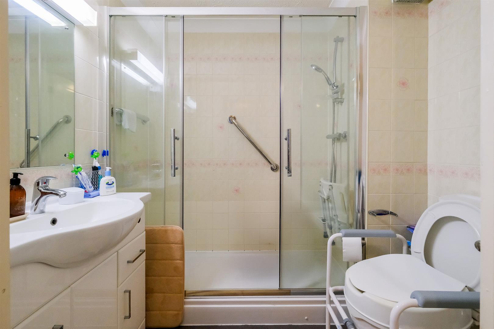 Property Image bb5b39ab-b75a-44c9-807e-d9606868d56e