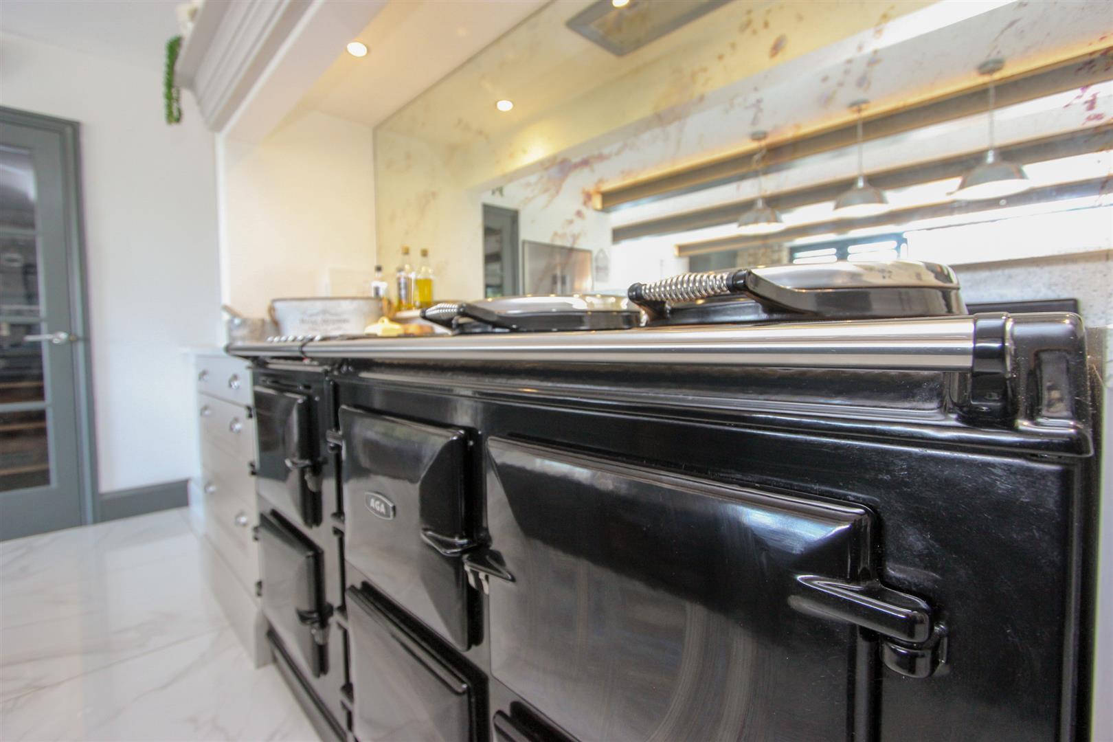 Property Image bb5c2d91-1083-4b74-abcb-72fe14e4782d
