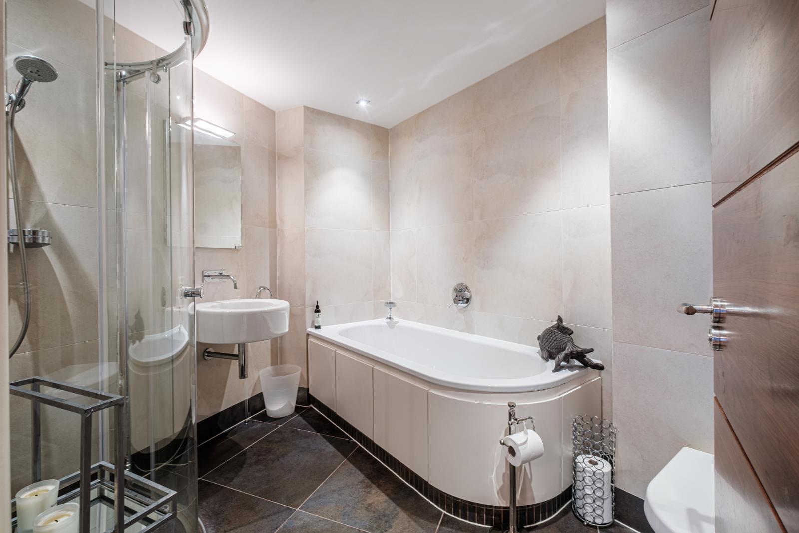 Property Image bb6498d2-fa42-4235-88b2-3799daeb9628