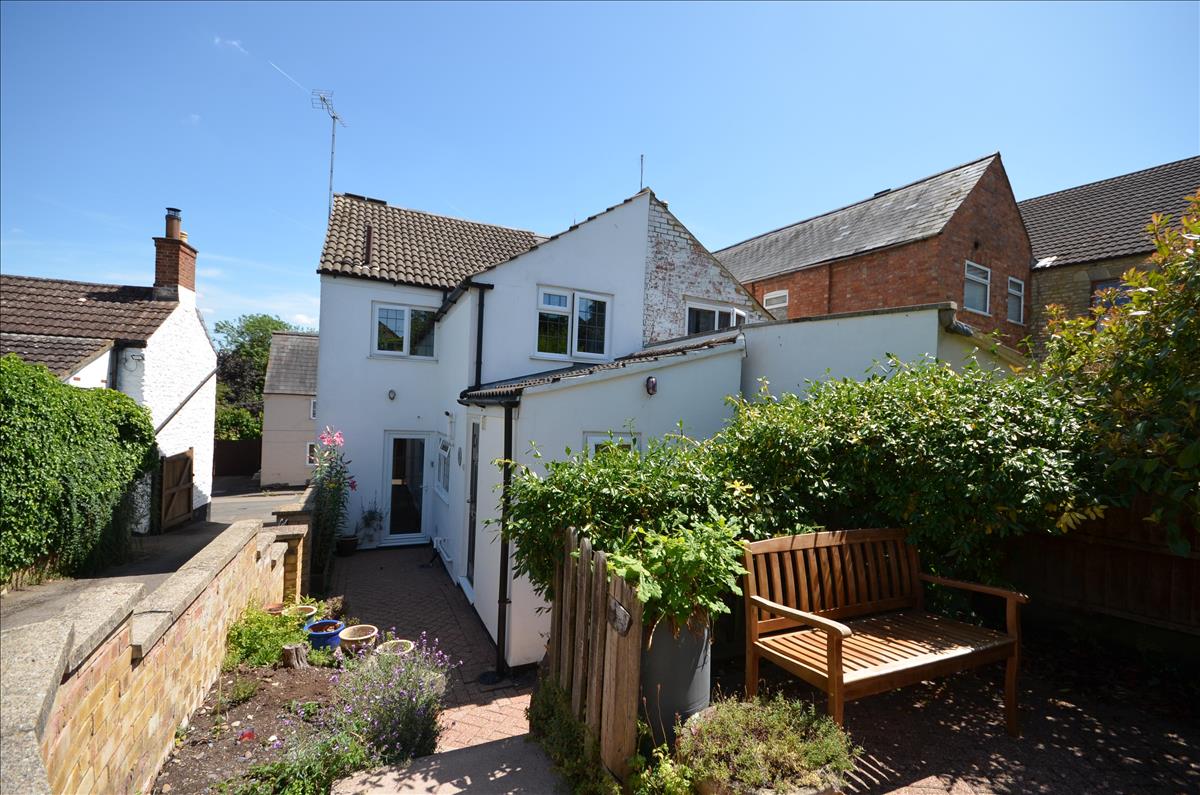 Property Image bb79650c-3fc1-493d-9c6e-f3616cfac1fa