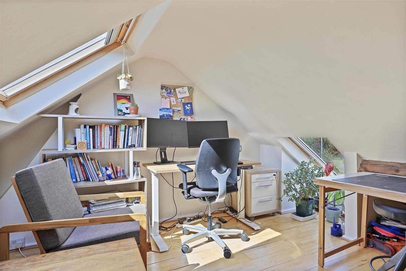 Property Image bb8d9074-e025-4773-aebd-b2dde6d7ef61