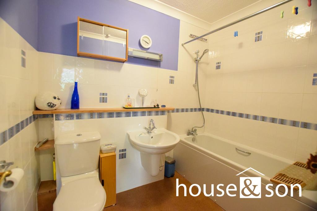 Property Image bb94e869-bb89-45df-a70e-30f0c86d8a14