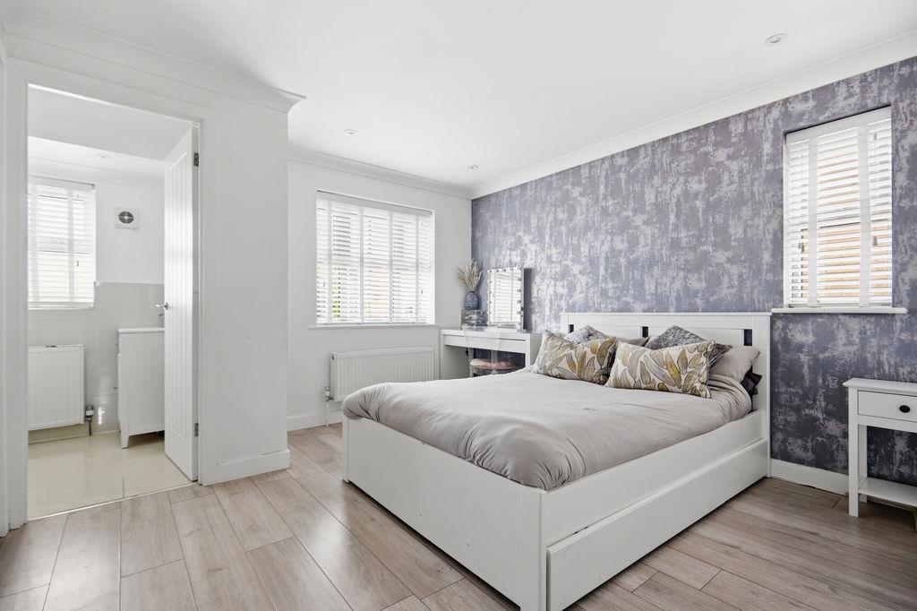 Property Image bb9e7a94-dd8f-4bec-8f22-71f2035ddadf