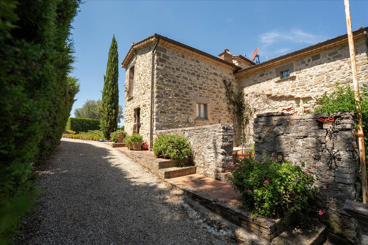 Property Image bb9f559c-31fa-45d4-bb50-ef4eca94d7ae