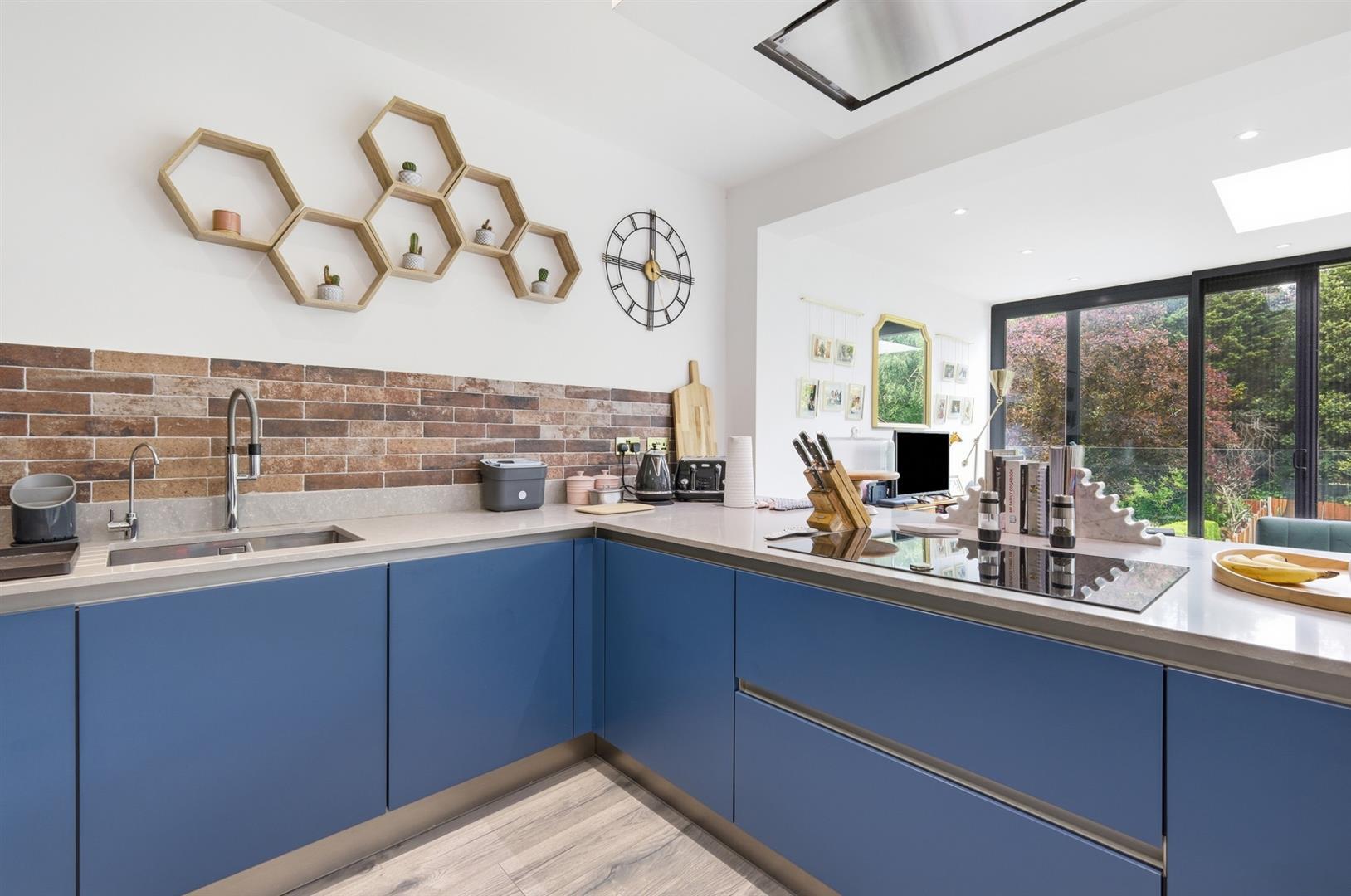 Property Image bba279bb-0e8a-4559-834e-520e5191409b