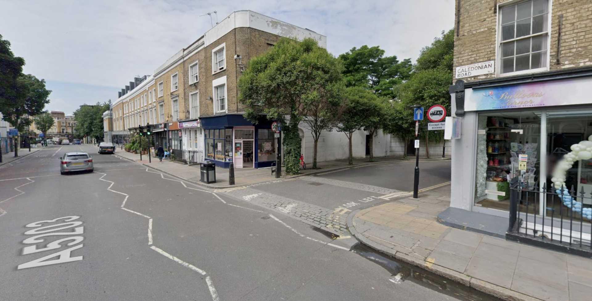 Property Image bbaa5f82-dc9e-45d3-b74a-595bcfe0dfea