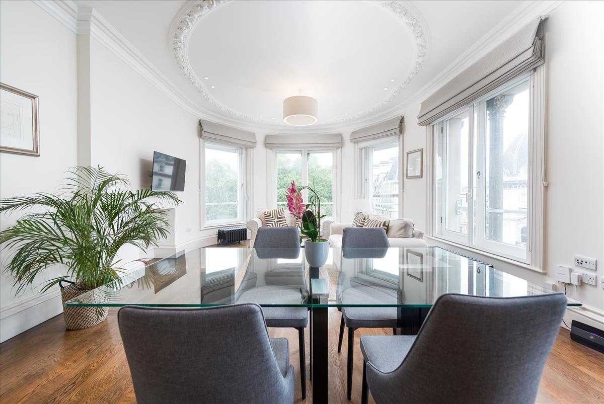 Property Image bbdc0944-b915-4d67-8bad-c3e060443d3d
