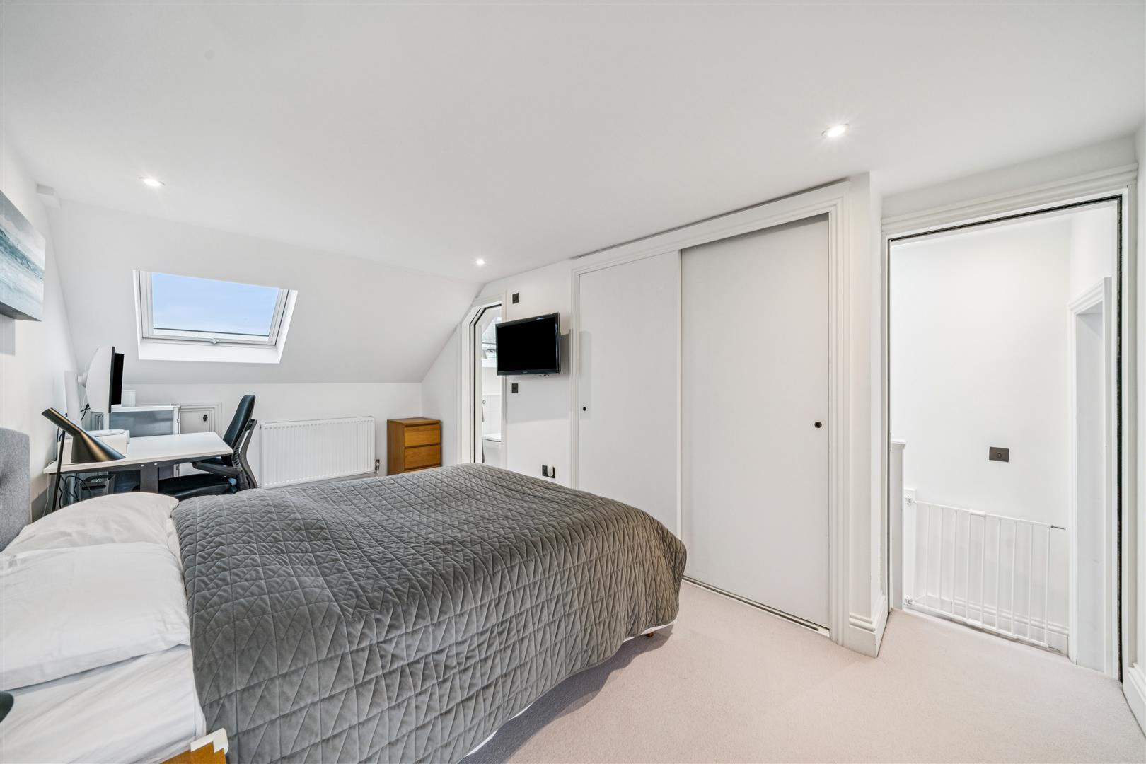 Property Image bbe701c8-7f1c-47ed-8e62-9e457c14571e
