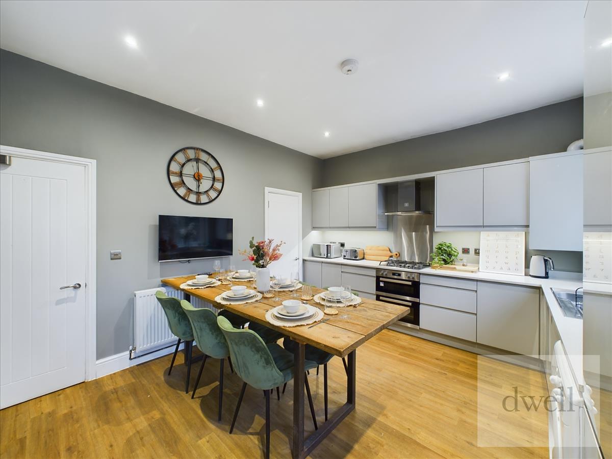 Property Image bbecba3d-3817-4d2f-940b-34ac8b75db28