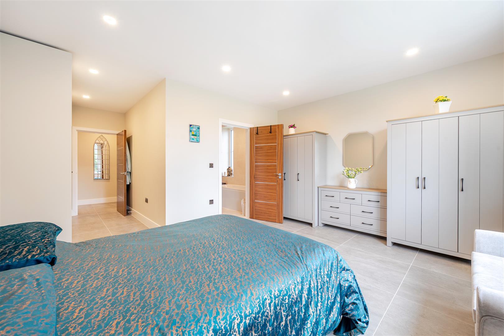 Property Image bbed5b44-2b43-43c8-80a7-237d3836510c