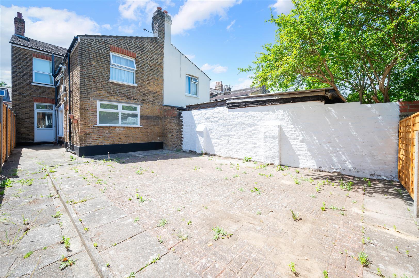 Property Image bbf3ab6e-7e11-4748-91cf-4ea4cc7e35a1