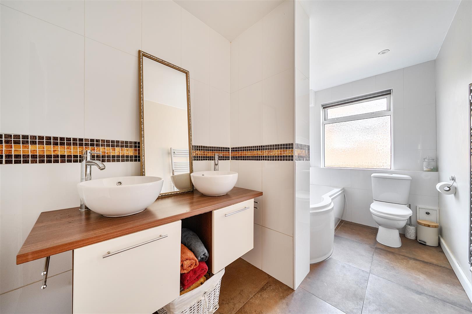 Property Image bbf8743d-8655-4b56-b79a-f96ab12fd8bd