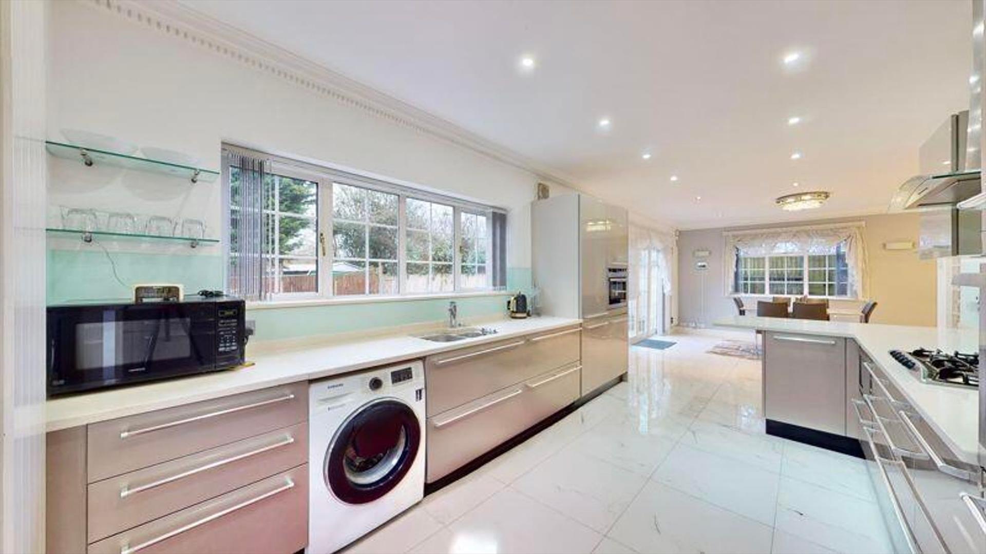 Property Image bbf93aa5-3116-47e3-b591-95c47fe61858