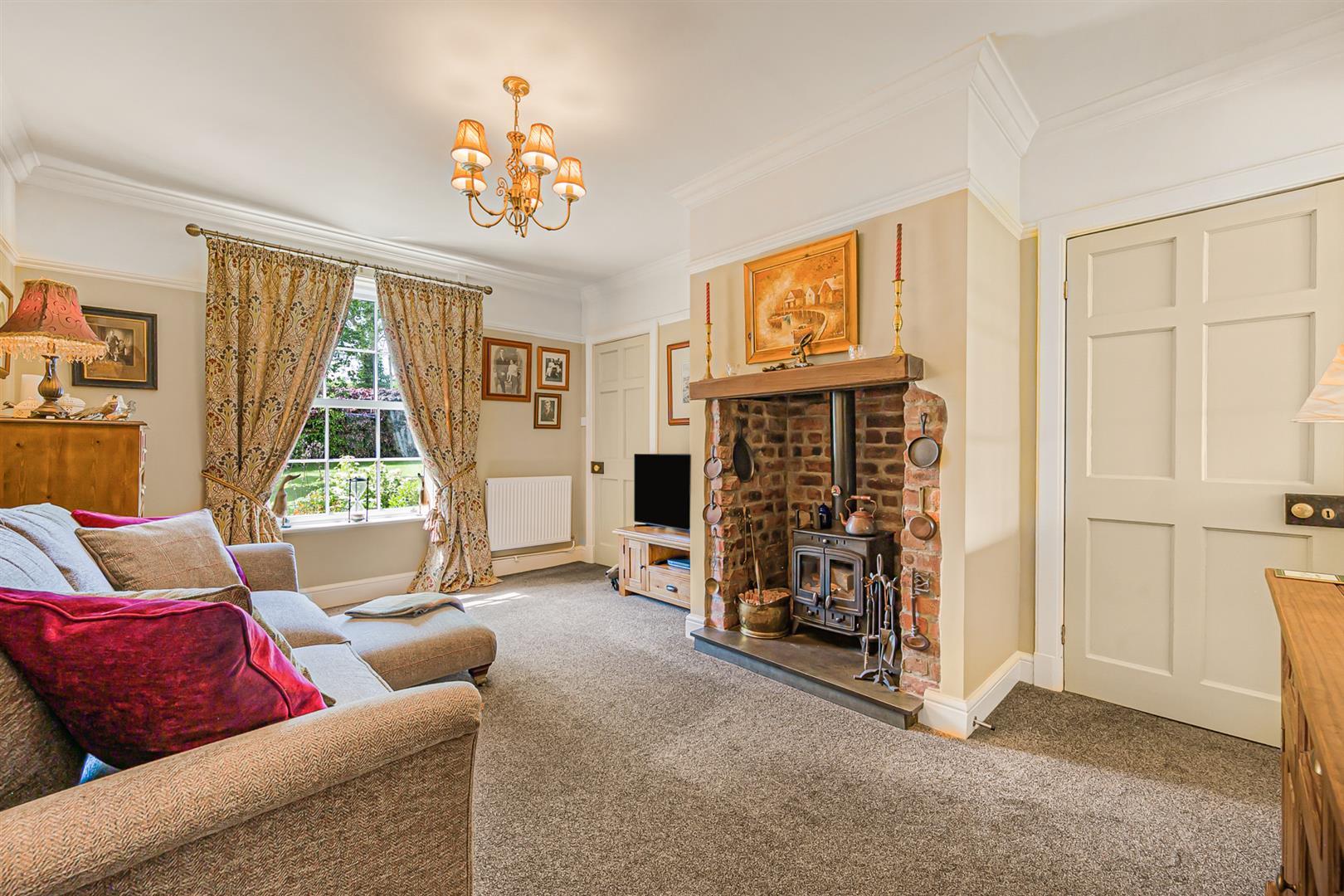 Property Image bc0e81e3-849d-44c7-ac15-6f8e7f4e6ef6