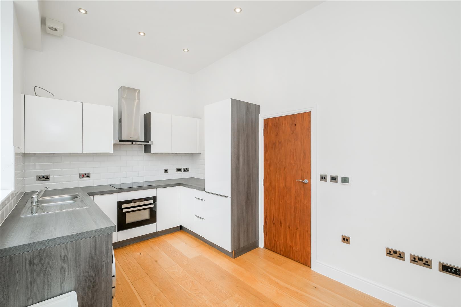 Property Image bc3386c0-aec9-4141-999e-45b452ed5cb3