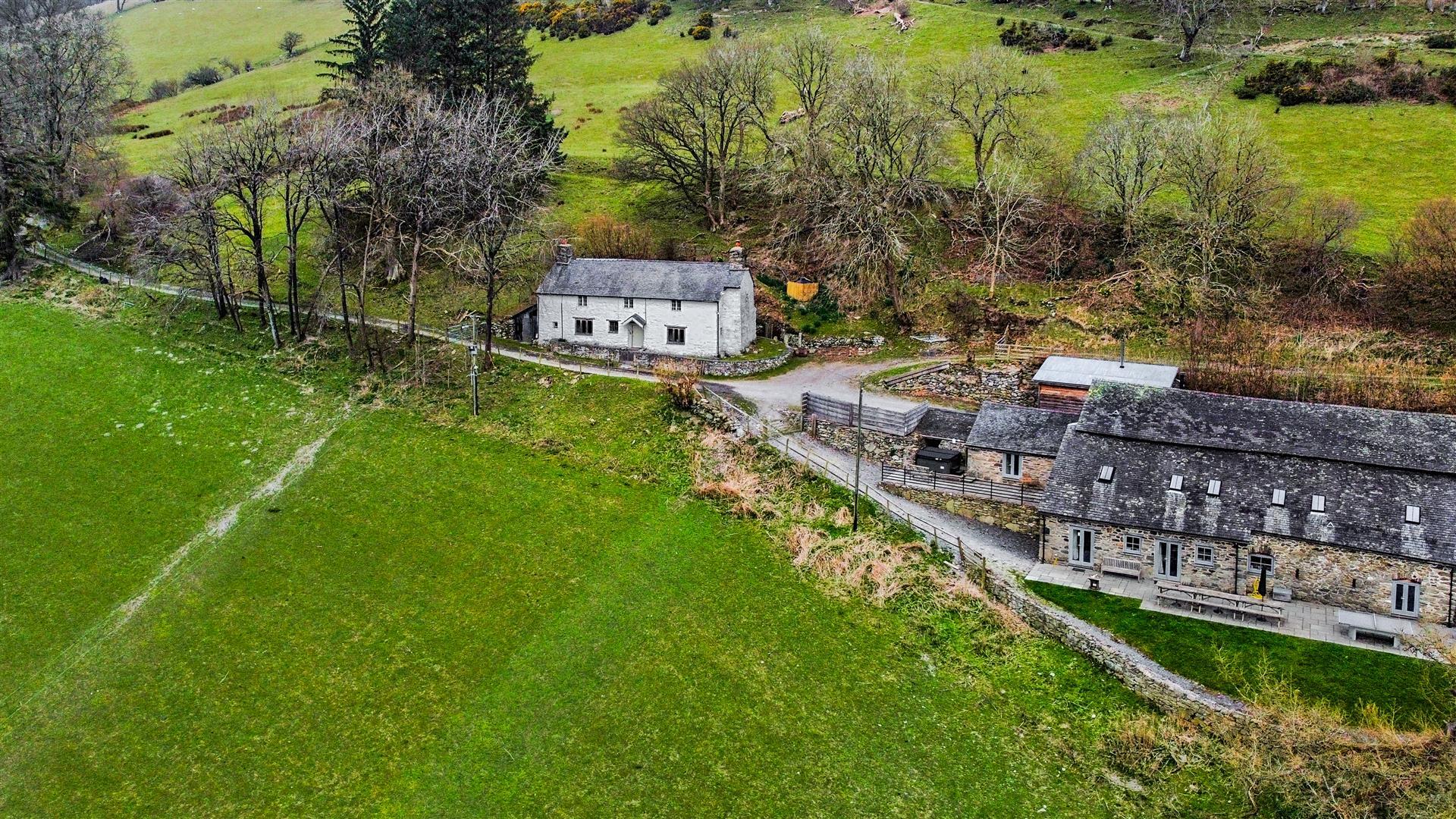 Property Image bc37c02e-cdb0-438d-a366-2aa0d05d53c8