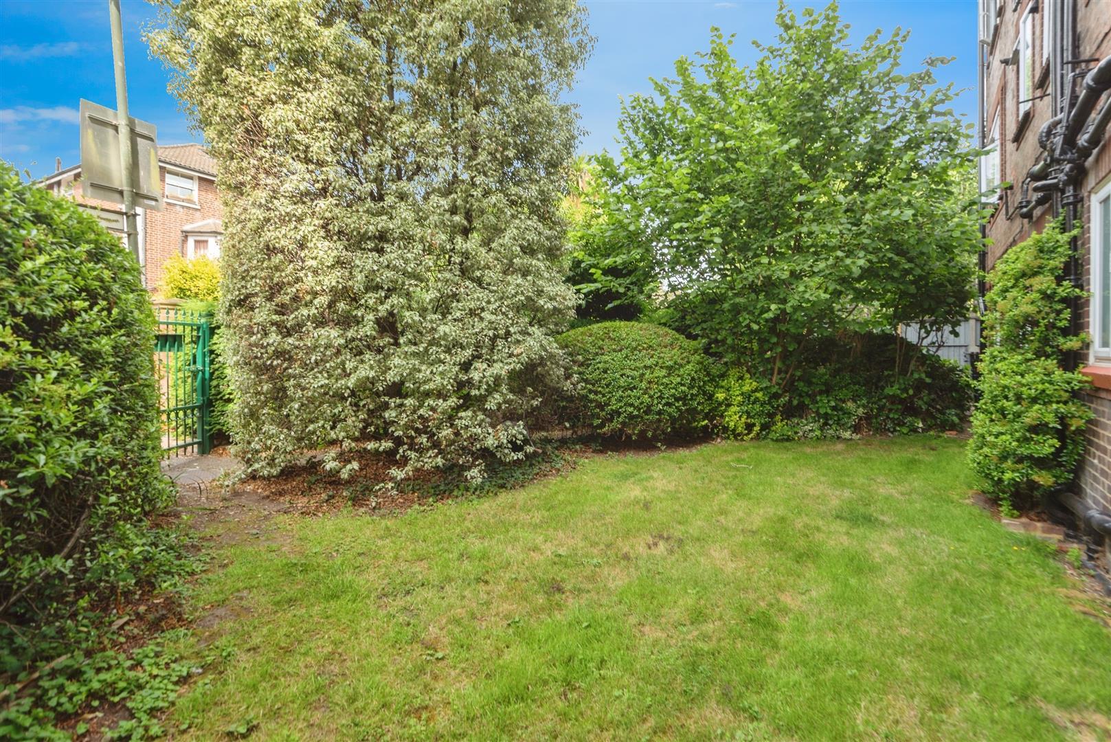 Property Image bc3c085f-a1dc-43c6-956d-78da993301f3