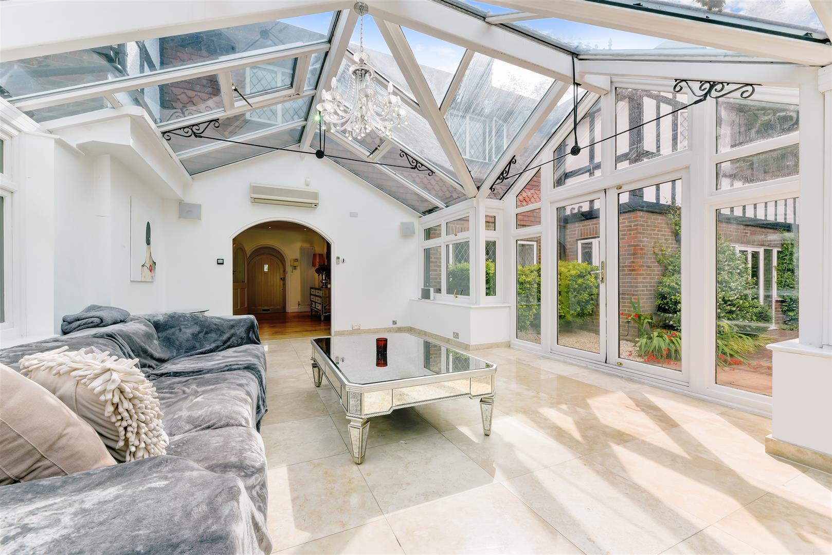 Property Image bc3d7a4b-7fb0-4d77-8bf7-64d2d4fdd59d